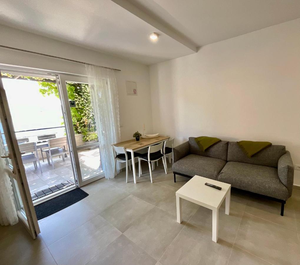 Villa Iva Lastovo Uble Exterior photo